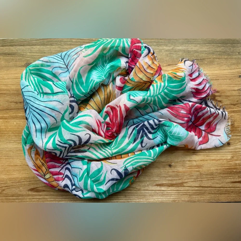 MARCUS ADLER New York Colorful Scarf